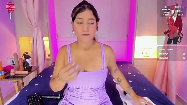 CandyyMaria online show from April 10, 2026, 7:10 pm