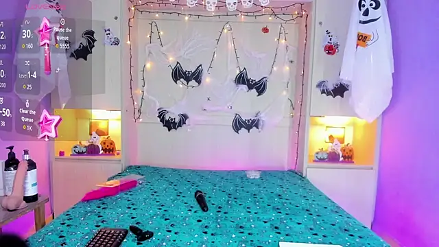 CandyyMaria online show from October 28, 2025, 7:57 pm