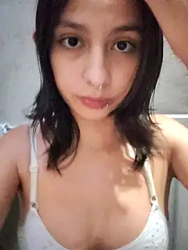 Maiden-Hot online show from December 13, 2025, 8:04 pm