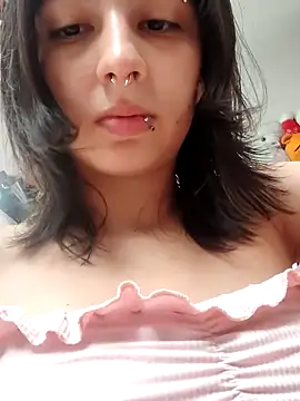 Snapshot of Maiden-Hot chatting on November 20, 2025, 7:36 pm Maiden-Hot online show from November 20, 2025, 7:36 pm