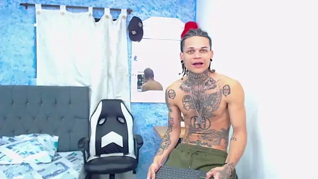 hot man05 online show from February 7, 2026, 1:24 am