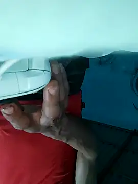 CarlosZava27216 online show from March 5, 2026, 7:27 am