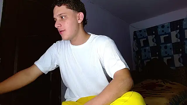 Thomas May4rs online show from November 10, 2025, 4:06 am