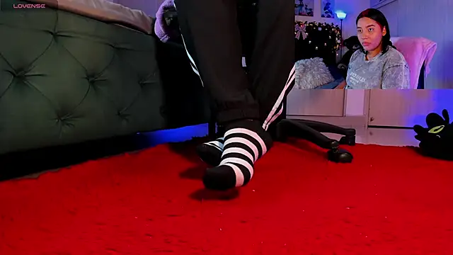 Snapshot of aleya_bliss chatting on December 16, 2025, 3:22 am aleya bliss online show from December 16, 2025, 3:22 am