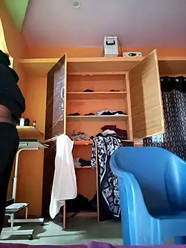 bigcock thick online show from January 11, 2026, 2:07 am