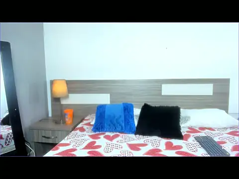 Snapshot of Liiamthompson chatting on November 1, 2025, 7:52 pm Liiamthompson online show from November 1, 2025, 7:52 pm