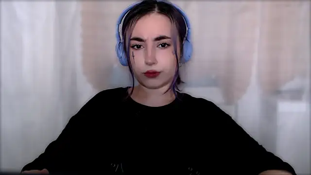 purplewitch online show from November 30, 2025, 11:16 pm