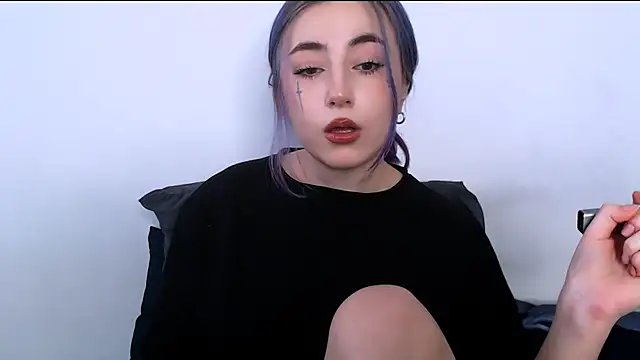 purplewitch online show from November 1, 2025, 9:47 am