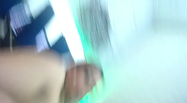 Snapshot of nicolee_millerr chatting on March 17, 2025, 3:18 pm nicolee millerr online show from March 17, 2025, 3:18 pm