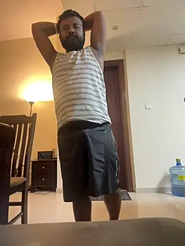 SoloChill online show from April 1, 2026, 11:45 pm