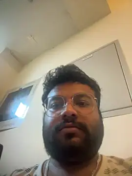 SoloChill online show from March 6, 2026, 1:00 am