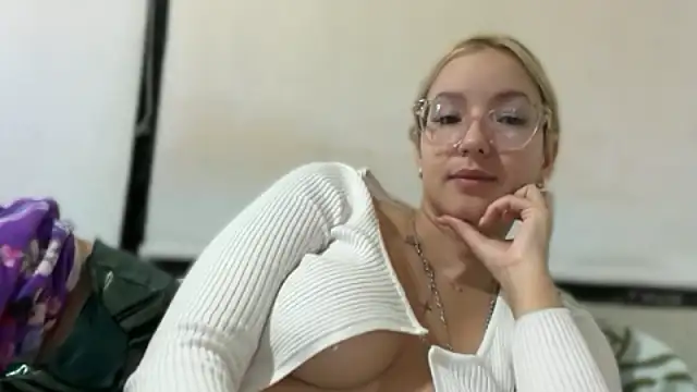 Mermaid-hana online show from March 24, 2026, 2:22 am