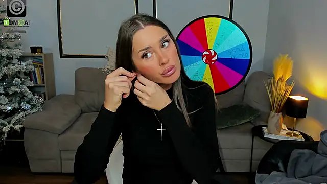 Anya-Ray online show from December 21, 2025, 1:35 pm