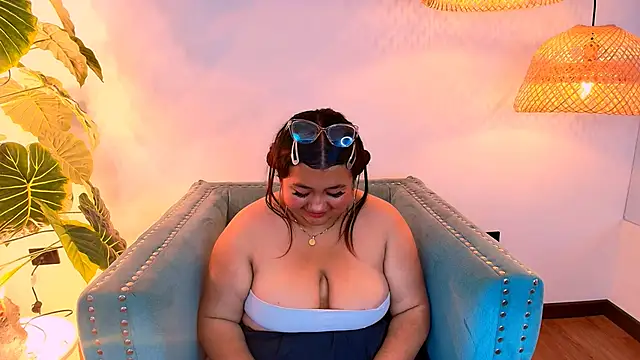 Charlotte Baker19 online show from February 27, 2025, 2:14 am