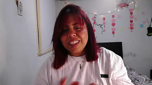 Snapshot of alexandraluv chatting on February 15, 2026, 11:03 pm alexandraluv online show from February 15, 2026, 11:03 pm