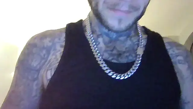 Snapshot of cruz815 chatting on December 4, 2025, 4:33 am cruz815 online show from December 4, 2025, 4:33 am