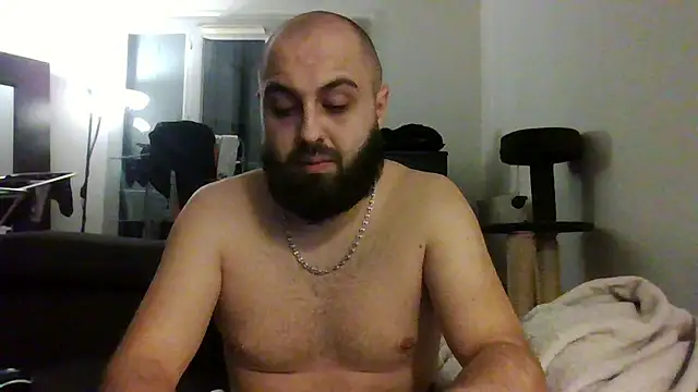 Snapshot of Zer_oki chatting on February 7, 2025, 11:24 pm Zer oki online show from February 7, 2025, 11:24 pm