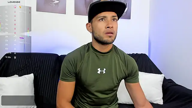 Snapshot of Max_Conor1 chatting on November 11, 2025, 12:00 pm Max Conor1 online show from November 11, 2025, 12:00 pm