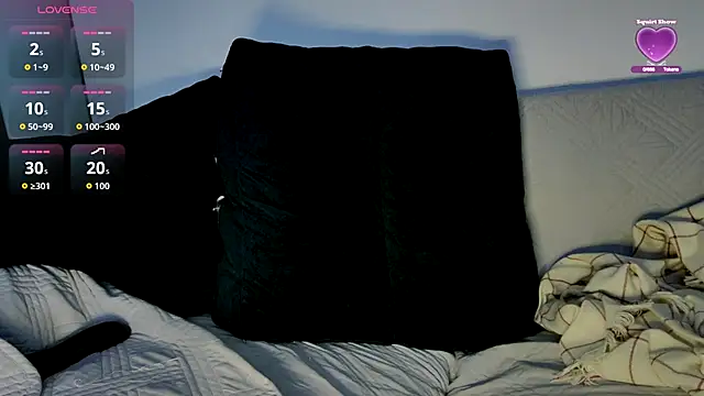 Snapshot of onissm chatting on November 27, 2025, 7:14 pm onissm online show from November 27, 2025, 7:14 pm