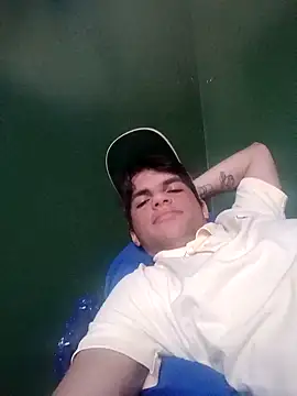 Elperlozo10 online show from February 3, 2025, 10:21 pm