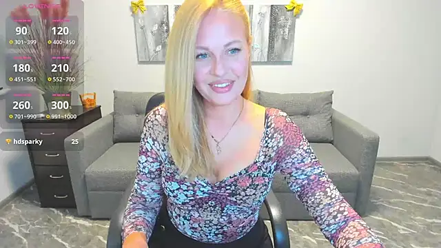 Snapshot of Mira_Whites chatting on April 18, 2026, 11:56 am Mira Whites online show from April 18, 2026, 11:56 am
