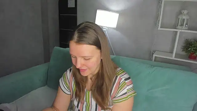 Jenny Jimmy online show from June 19, 2026, 9:26 am