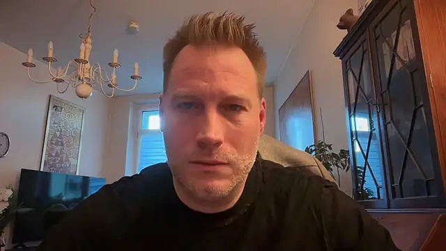 Christian87xxx online show from December 16, 2025, 7:34 am