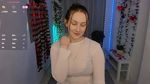 Snapshot of MaryWaddell chatting on February 20, 2026, 9:39 pm MaryWaddell online show from February 20, 2026, 9:39 pm