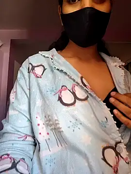 lustycham online show from February 7, 2025, 7:18 am