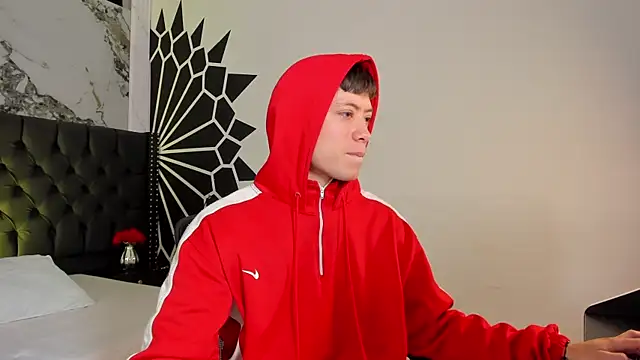 marcuscollins1  online show from April 7, 2026, 1:35 pm