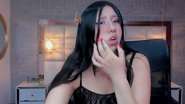 Nohemi louse online show from November 26, 2025, 7:25 pm