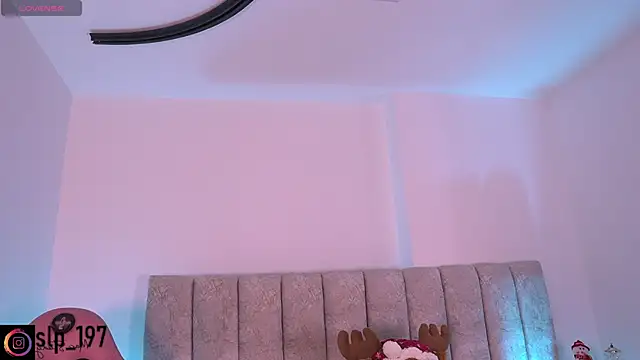 Snapshot of sara_lopee1 chatting on December 15, 2025, 12:00 pm sara lopee1 online show from December 15, 2025, 12:00 pm