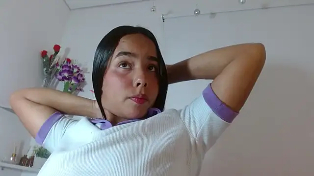 Snapshot of Roxy_Stonee chatting on November 25, 2025, 7:25 pm Roxy Stonee online show from November 25, 2025, 7:25 pm