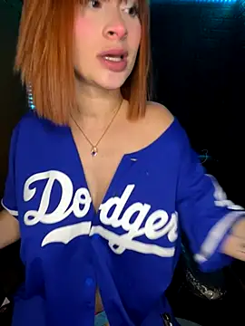Snapshot of chloe_rockss_ chatting on September 25, 2025, 11:00 pm chloe rockss online show from September 25, 2025, 11:00 pm