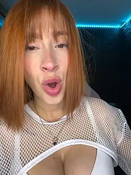 Snapshot of chloe_rockss_ chatting on September 29, 2025, 10:04 pm chloe rockss online show from September 29, 2025, 10:04 pm