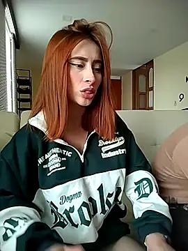 Snapshot of chloe_rockss_ chatting on March 17, 2025, 6:21 pm chloe rockss online show from March 17, 2025, 6:21 pm