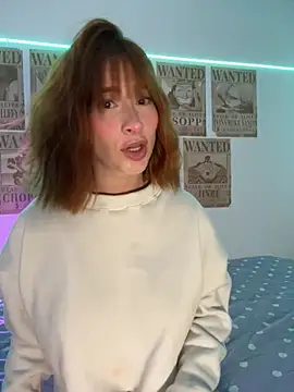 Snapshot of chloe_rockss_ chatting on October 7, 2025, 9:05 pm chloe rockss online show from October 7, 2025, 9:05 pm