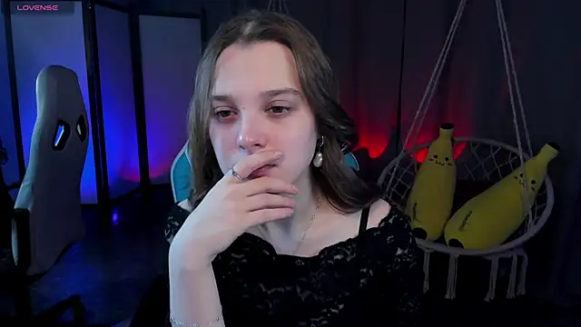 kaisajenner online show from December 18, 2025, 7:07 pm