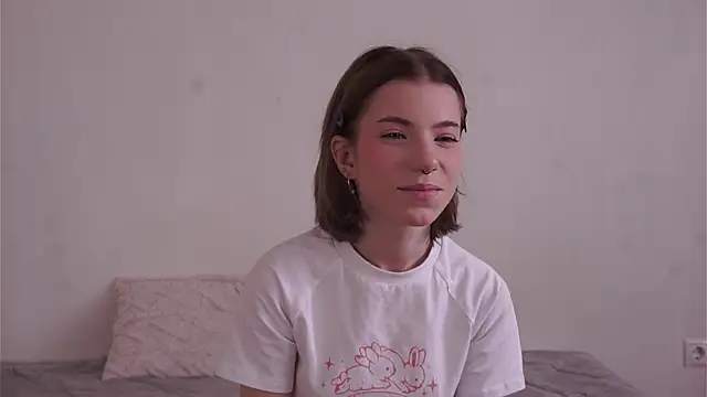 Snapshot of FeliceDendy chatting on February 5, 2025, 9:04 am FeliceDendy online show from February 5, 2025, 9:04 am