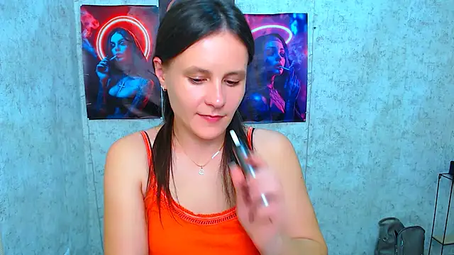 Snapshot of ValeriaHeart_ chatting on November 14, 2025, 2:21 pm ValeriaHeart online show from November 14, 2025, 2:21 pm