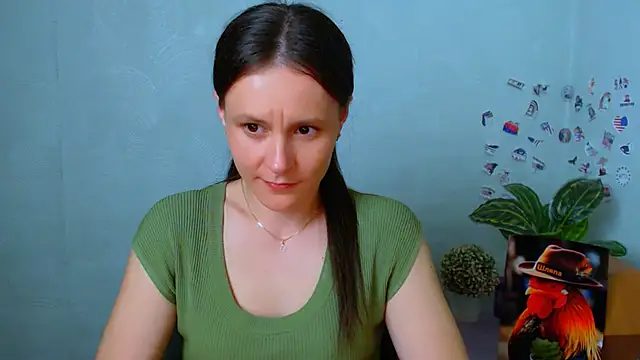Snapshot of ValeriaHeart_ chatting on April 22, 2026, 1:29 pm ValeriaHeart online show from April 22, 2026, 1:29 pm