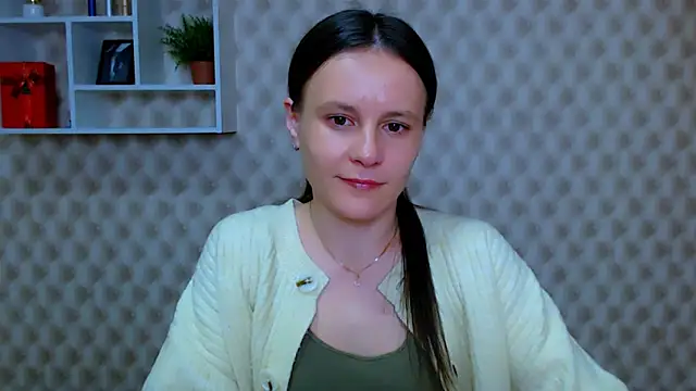 ValeriaHeart  online show from February 6, 2026, 5:47 am