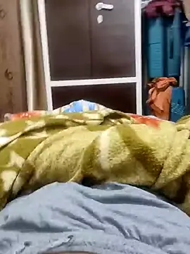 Hot funky boy online show from February 27, 2025, 5:37 pm