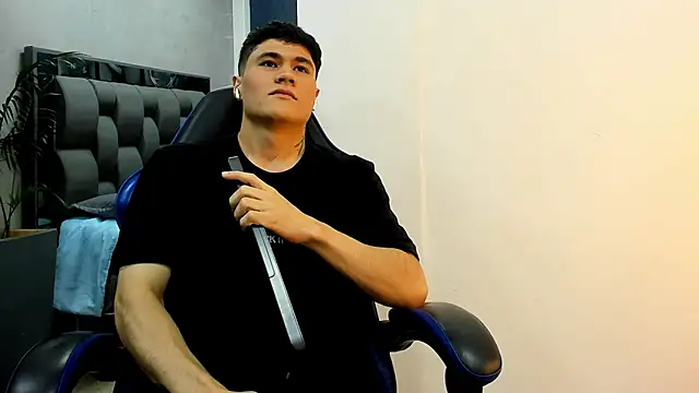 roan birkin online show from November 9, 2025, 7:51 pm