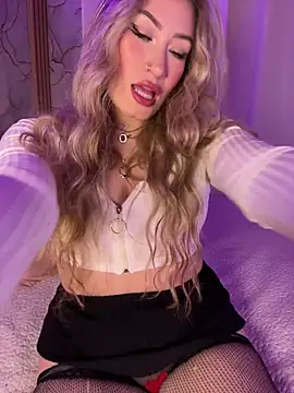 Lally Valencia   online show from March 14, 2026, 10:43 am