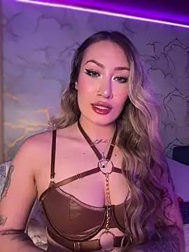 Snapshot of Lally_Valencia__ chatting on November 24, 2025, 11:49 pm Lally Valencia online show from November 24, 2025, 11:49 pm