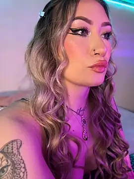 Snapshot of Lally_Valencia__ chatting on September 16, 2025, 7:42 am Lally Valencia   online show from September 16, 2025, 7:42 am