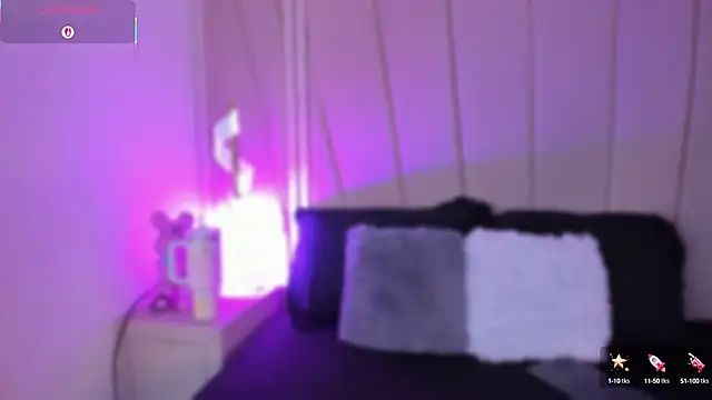 Nikki vega online show from February 25, 2025, 4:46 am