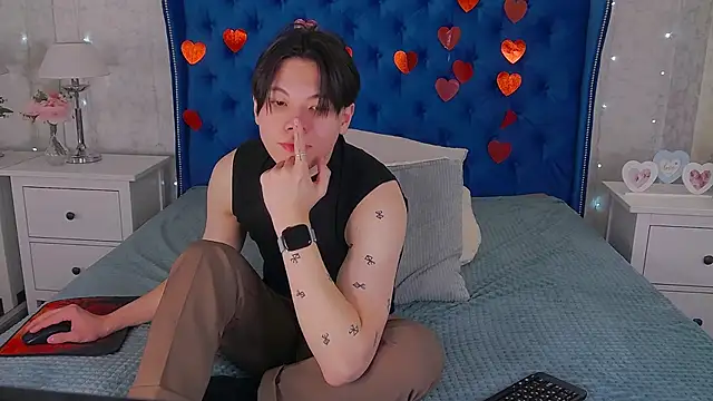 Snapshot of just_gay_ chatting on February 26, 2025, 1:22 pm just gay online show from February 26, 2025, 1:22 pm