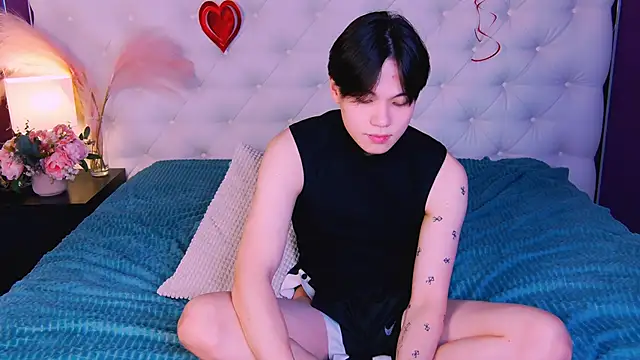 Snapshot of just_gay_ chatting on March 3, 2025, 11:33 am just gay online show from March 3, 2025, 11:33 am